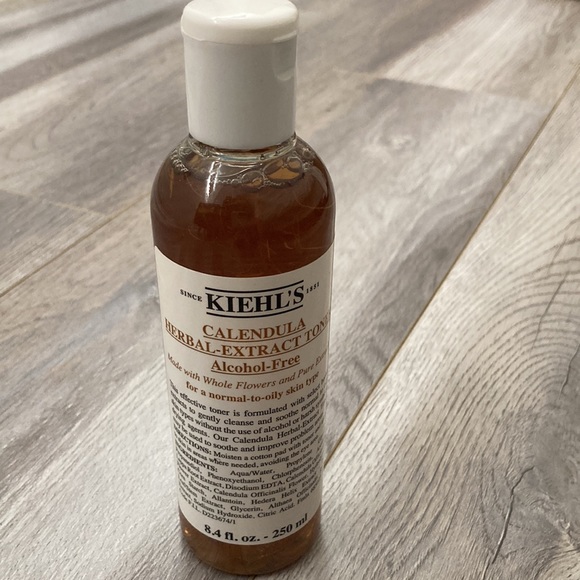Kiehl’s Calendula Herbal Extract Toner - Picture 6 of 7